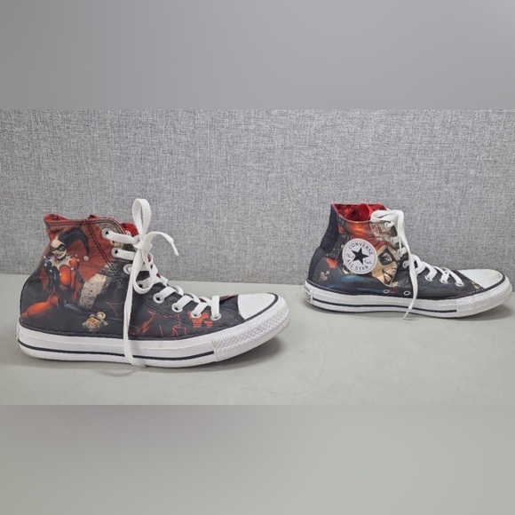 Converse Graphic High-Tops in Red and Black Harley Quinn - Picture 1 of 8